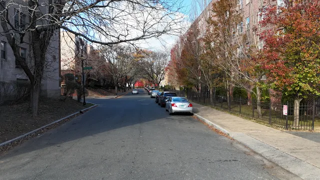 $1,200 | 40 Owen Street, Unit C11, Hartford, CT 06105