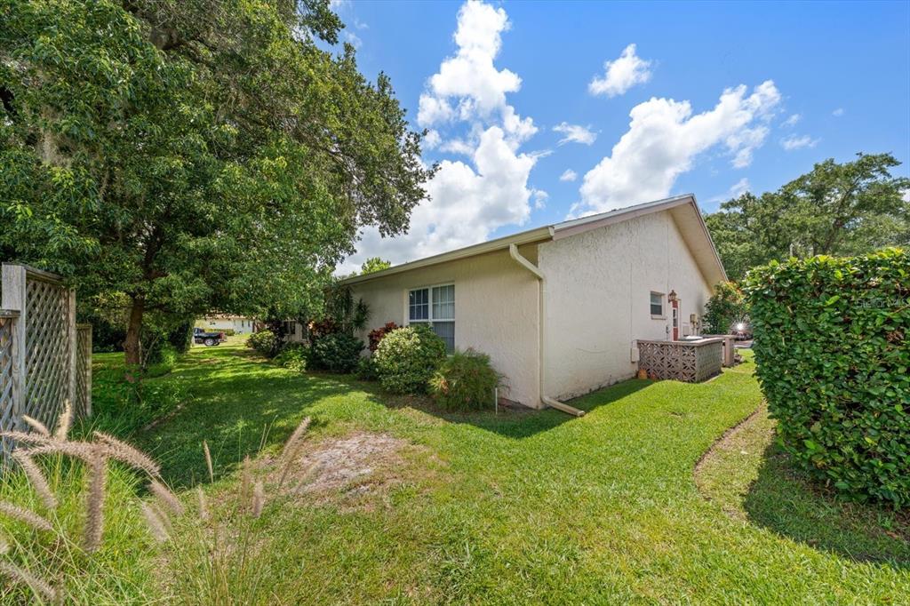 2211 Portside Passage Palm Harbor, FL 34685 - Photo 46 of 55
