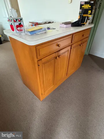 a view of utility room