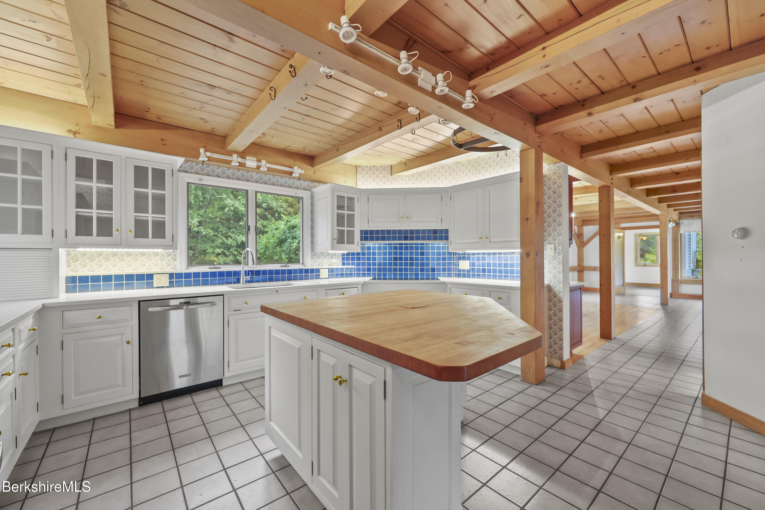 1030 Simonds Road Williamstown, MA 01267 - Photo 12 of 76 130 Kitchen