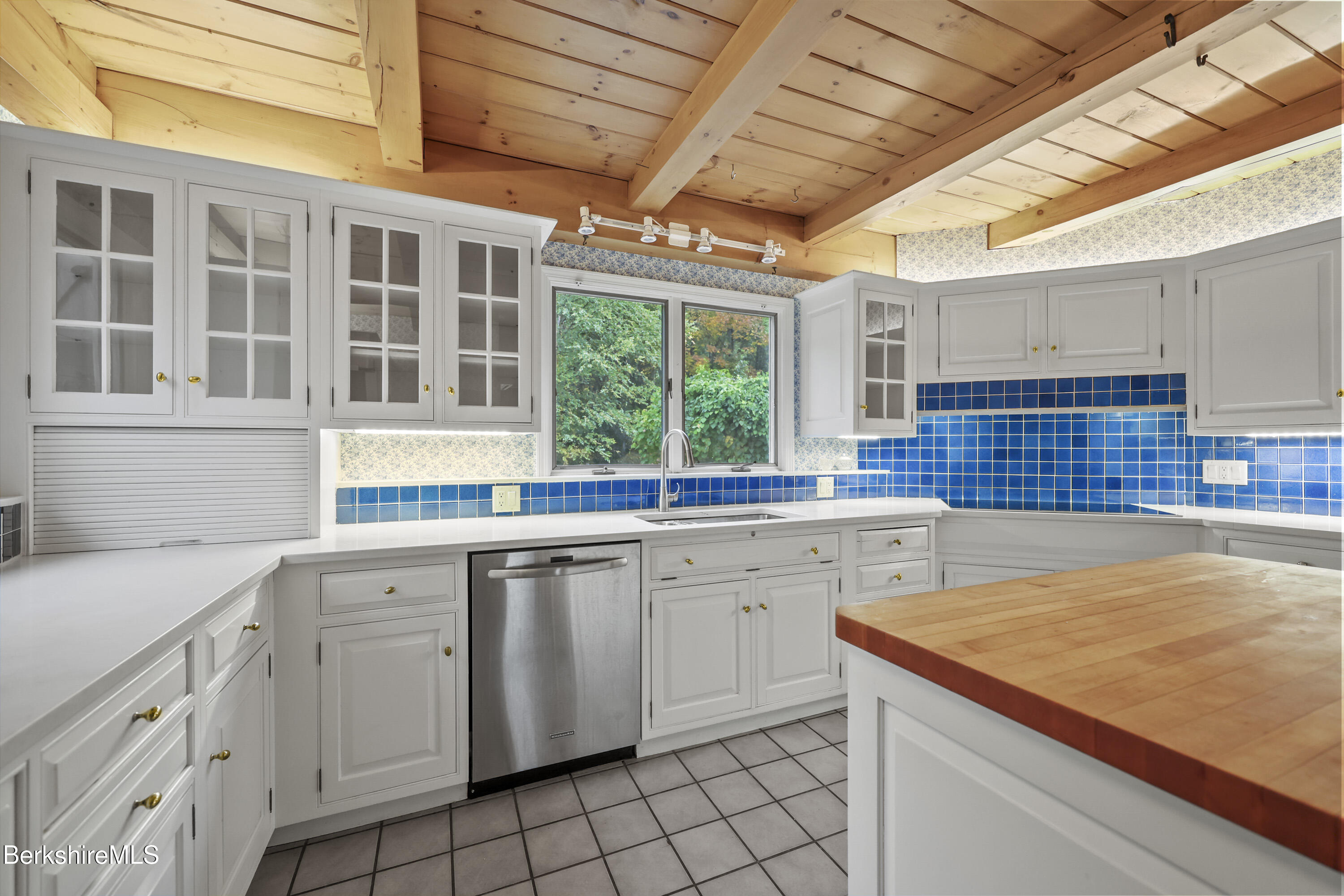 1030 Simonds Road Williamstown, MA 01267 - Photo 14 of 76 135 Kitchen