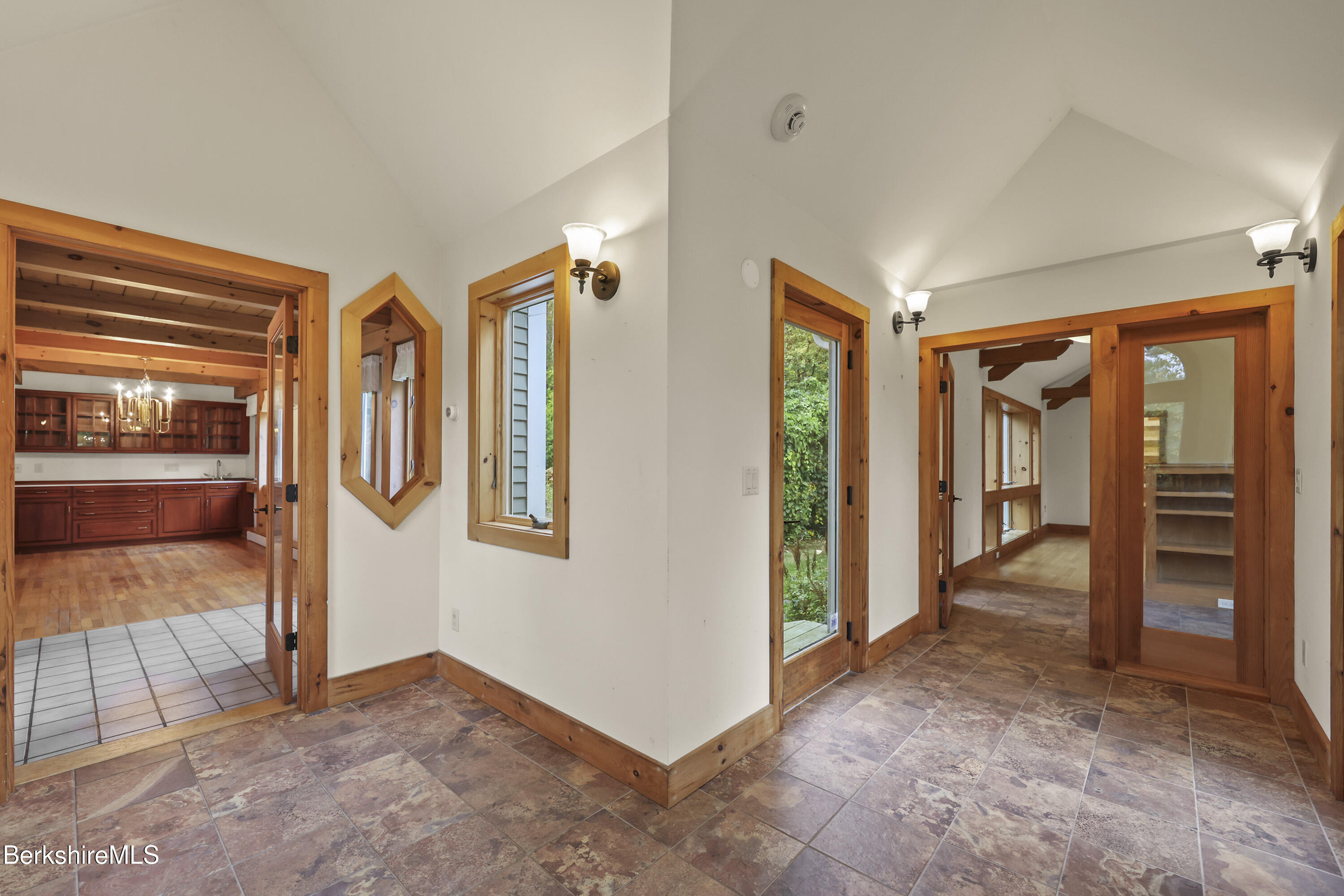 1030 Simonds Road Williamstown, MA 01267 - Photo 21 of 76 205 Hallway