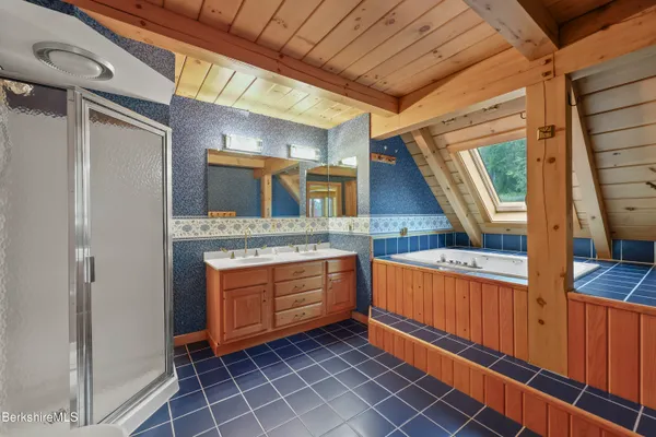 $995,000 | 1030 Simonds Road, Williamstown, MA 01267