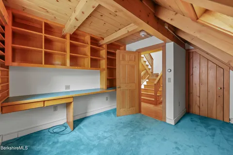 $995,000 | 1030 Simonds Road, Williamstown, MA 01267