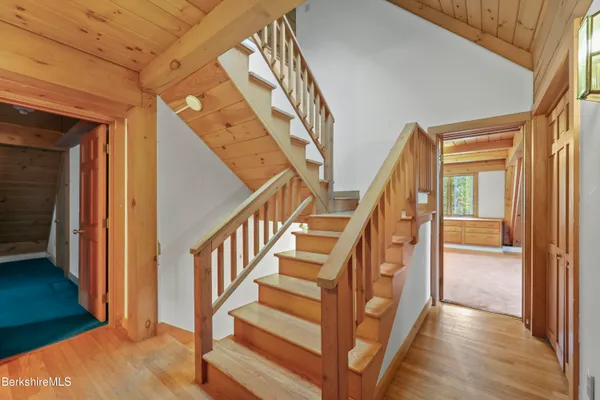 $995,000 | 1030 Simonds Road, Williamstown, MA 01267
