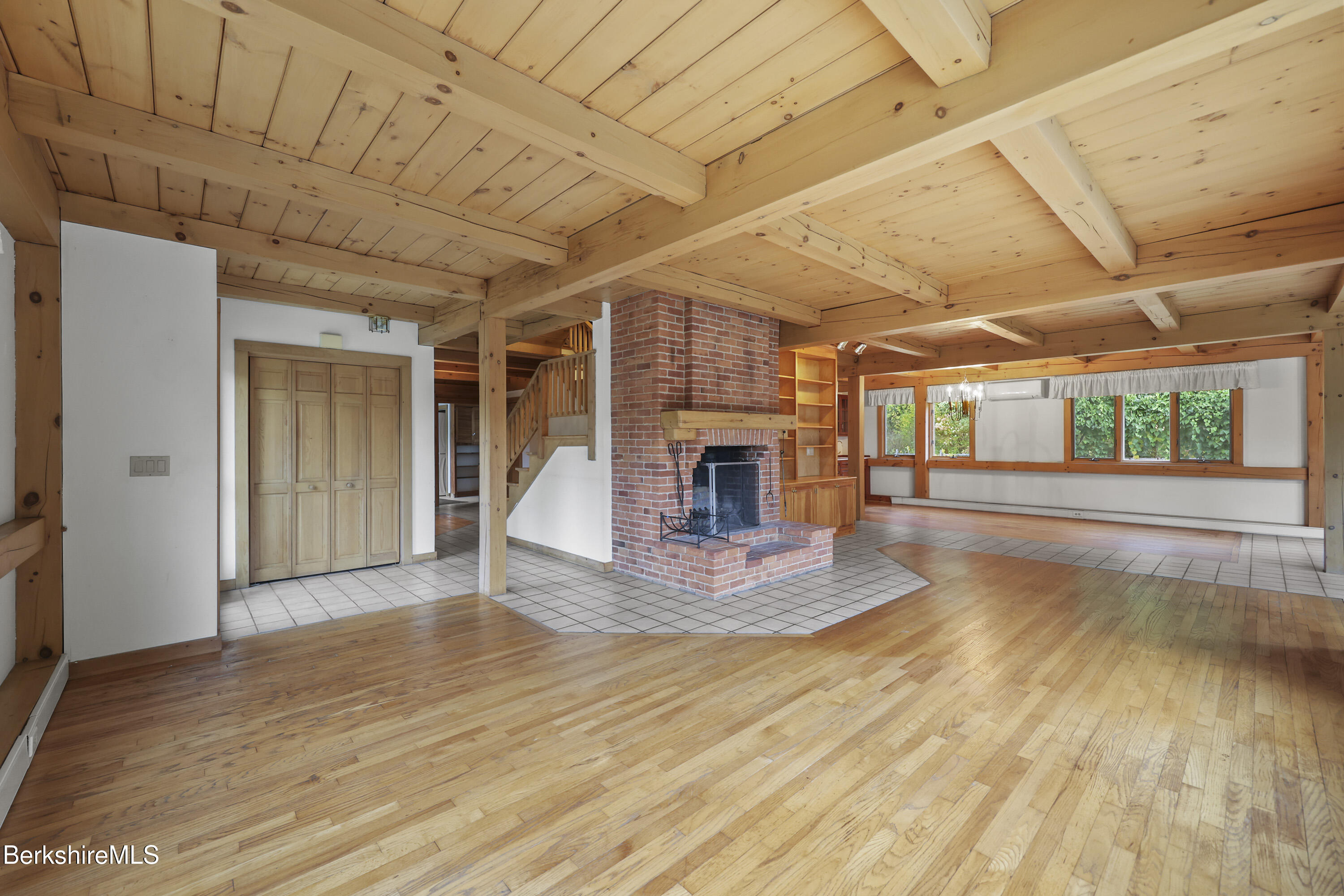 1030 Simonds Road Williamstown, MA 01267 - Photo 5 of 76 75 Living Room