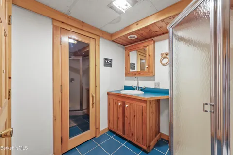 $995,000 | 1030 Simonds Road, Williamstown, MA 01267