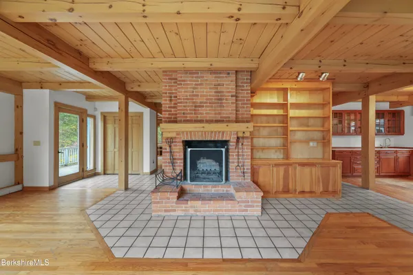 $995,000 | 1030 Simonds Road, Williamstown, MA 01267