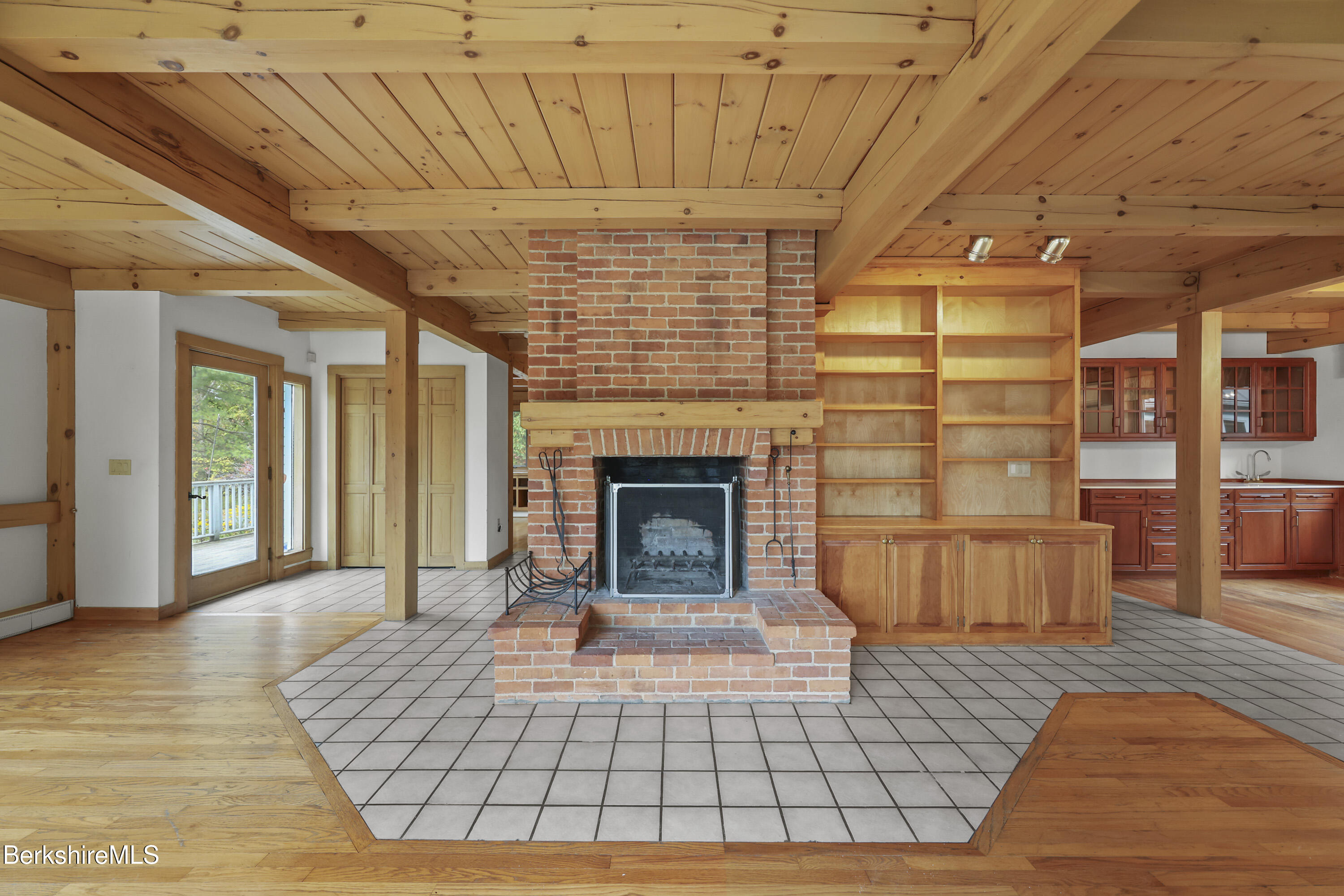 1030 Simonds Road Williamstown, MA 01267 - Photo 6 of 76 80 Living Room