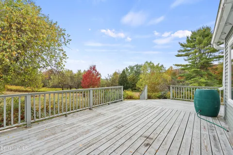 $995,000 | 1030 Simonds Road, Williamstown, MA 01267