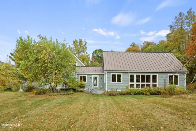 $995,000 | 1030 Simonds Road, Williamstown, MA 01267