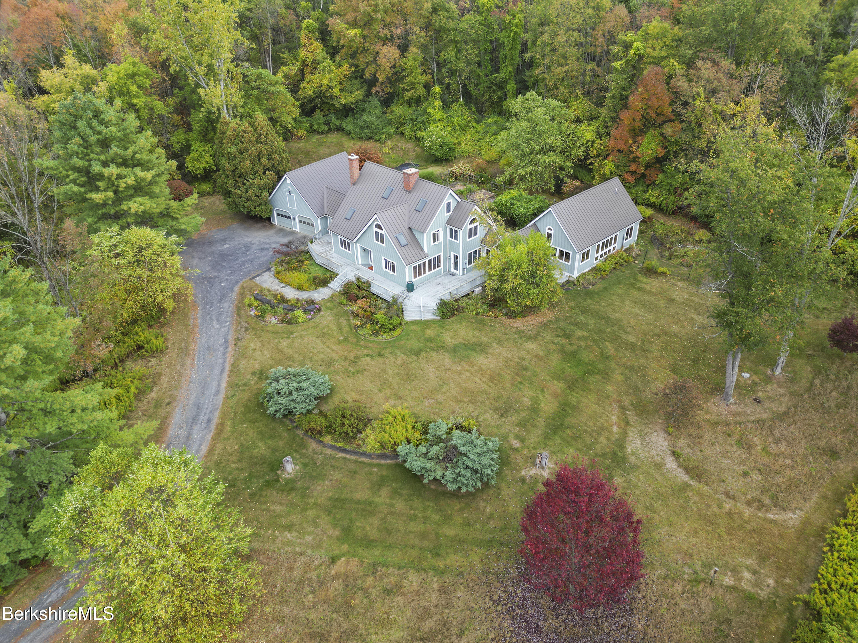 1030 Simonds Road Williamstown, MA 01267 - Photo 75 of 76 915 Aerial View