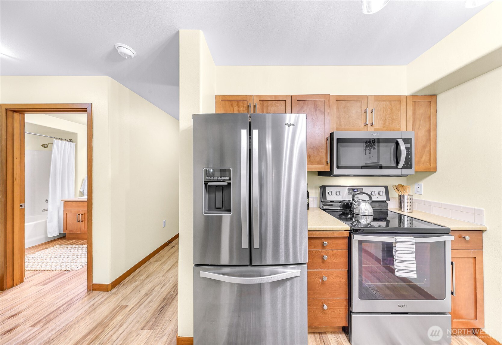 3015 Southwest Avalon Way, Unit 106 Seattle, WA 98126 - Photo 12 of 33