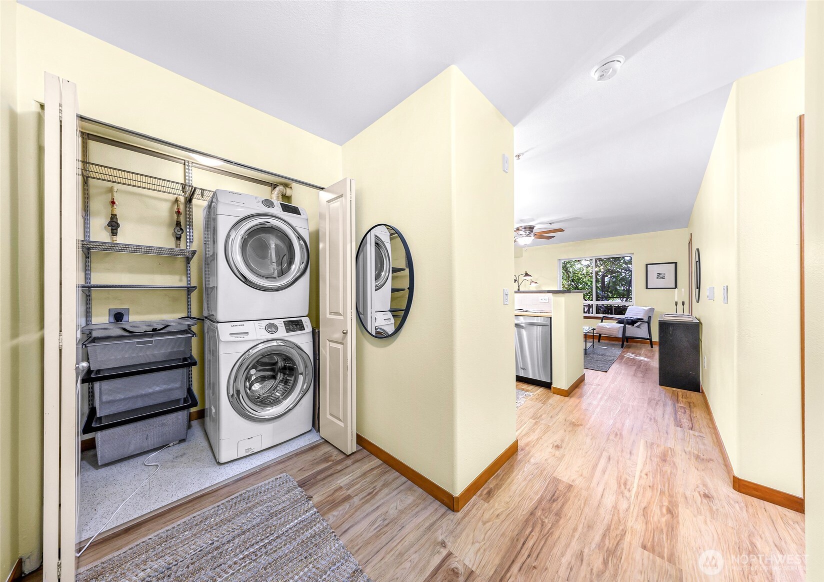 3015 Southwest Avalon Way, Unit 106 Seattle, WA 98126 - Photo 23 of 33