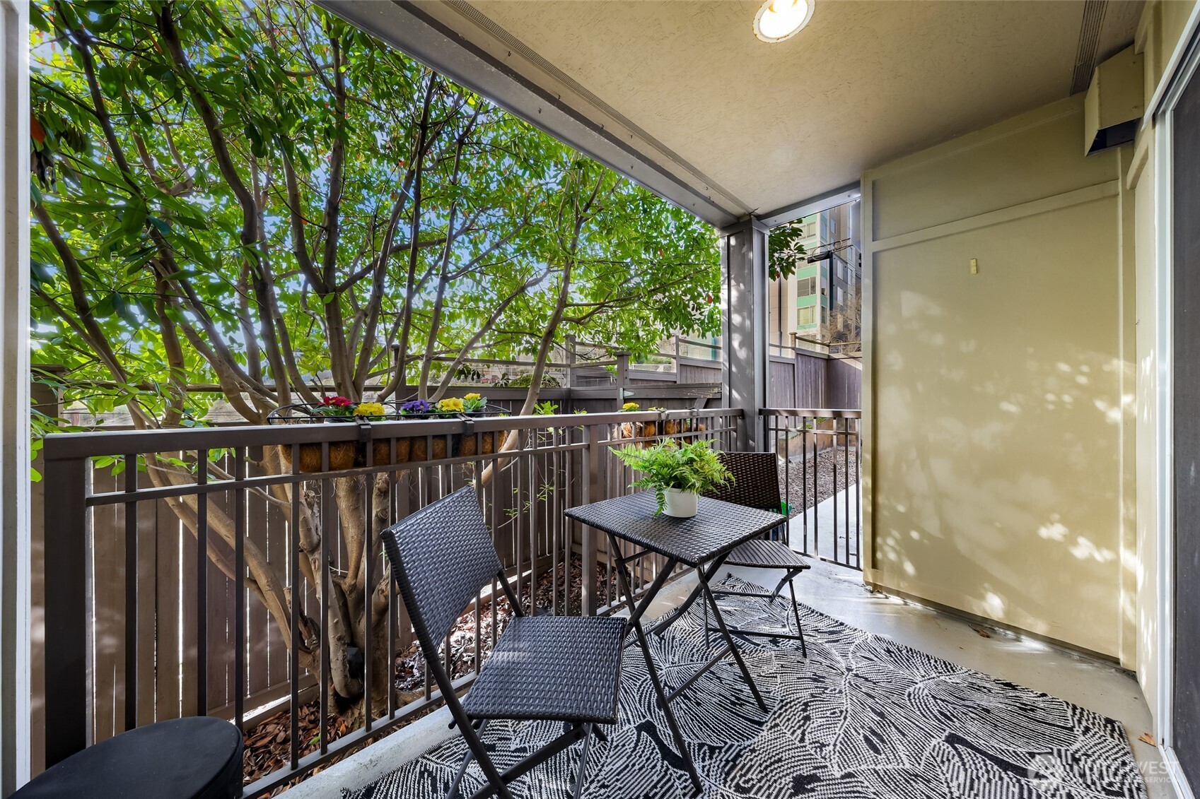 3015 Southwest Avalon Way, Unit 106 Seattle, WA 98126 - Photo 24 of 33