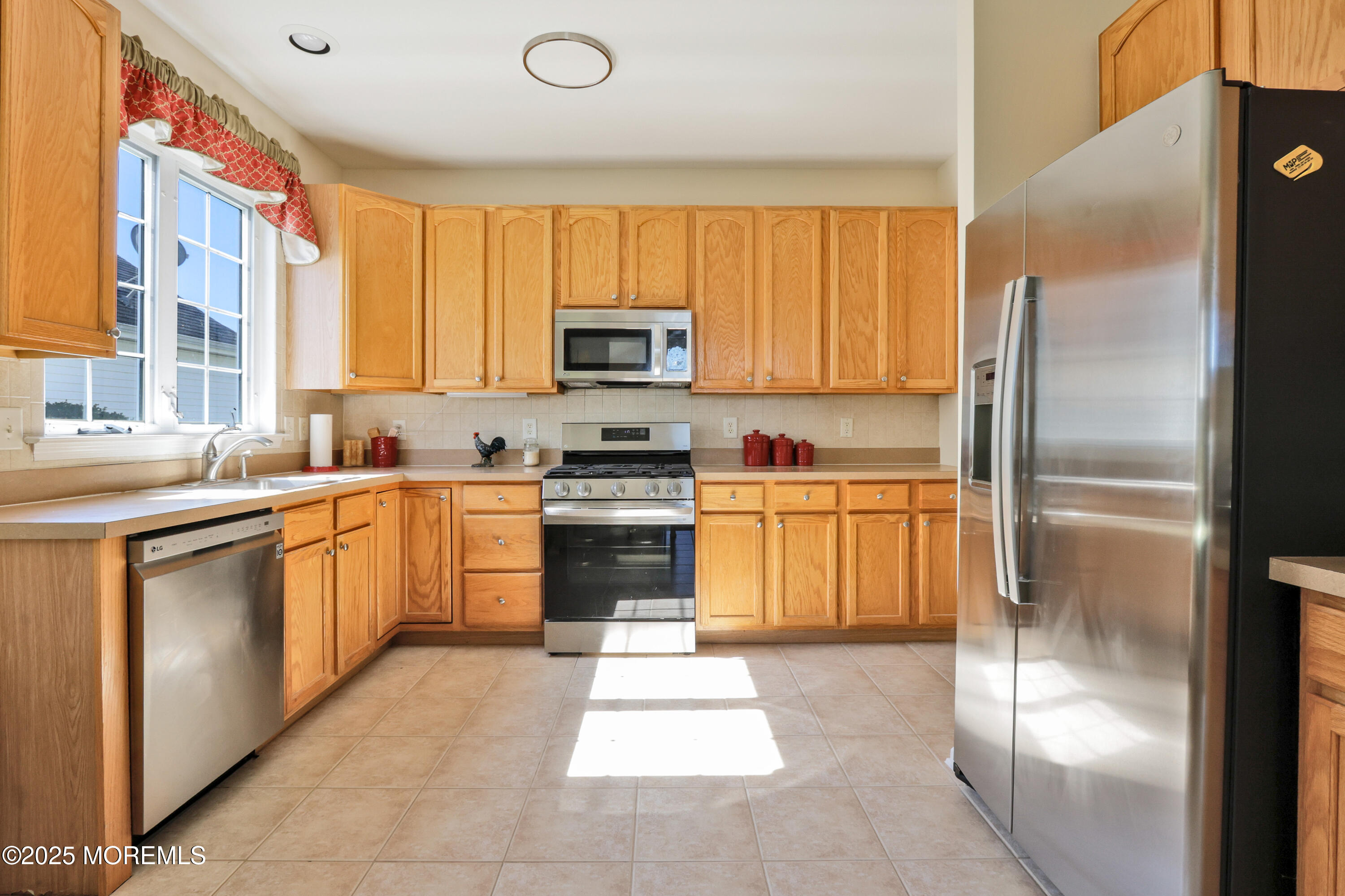 21 Pancoast Road Waretown, NJ 08758 - Photo 6 of 37 _S1A6003-Edit