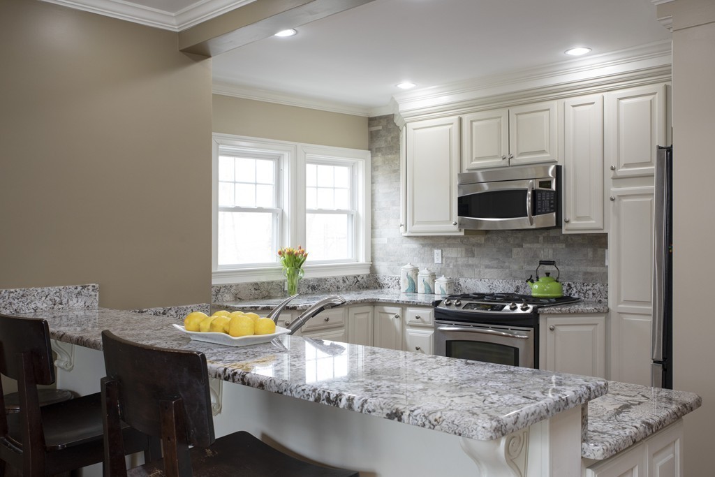 54 Beaconsfield Road, Unit 54 Brookline, MA 02445 - Photo 3 of 15