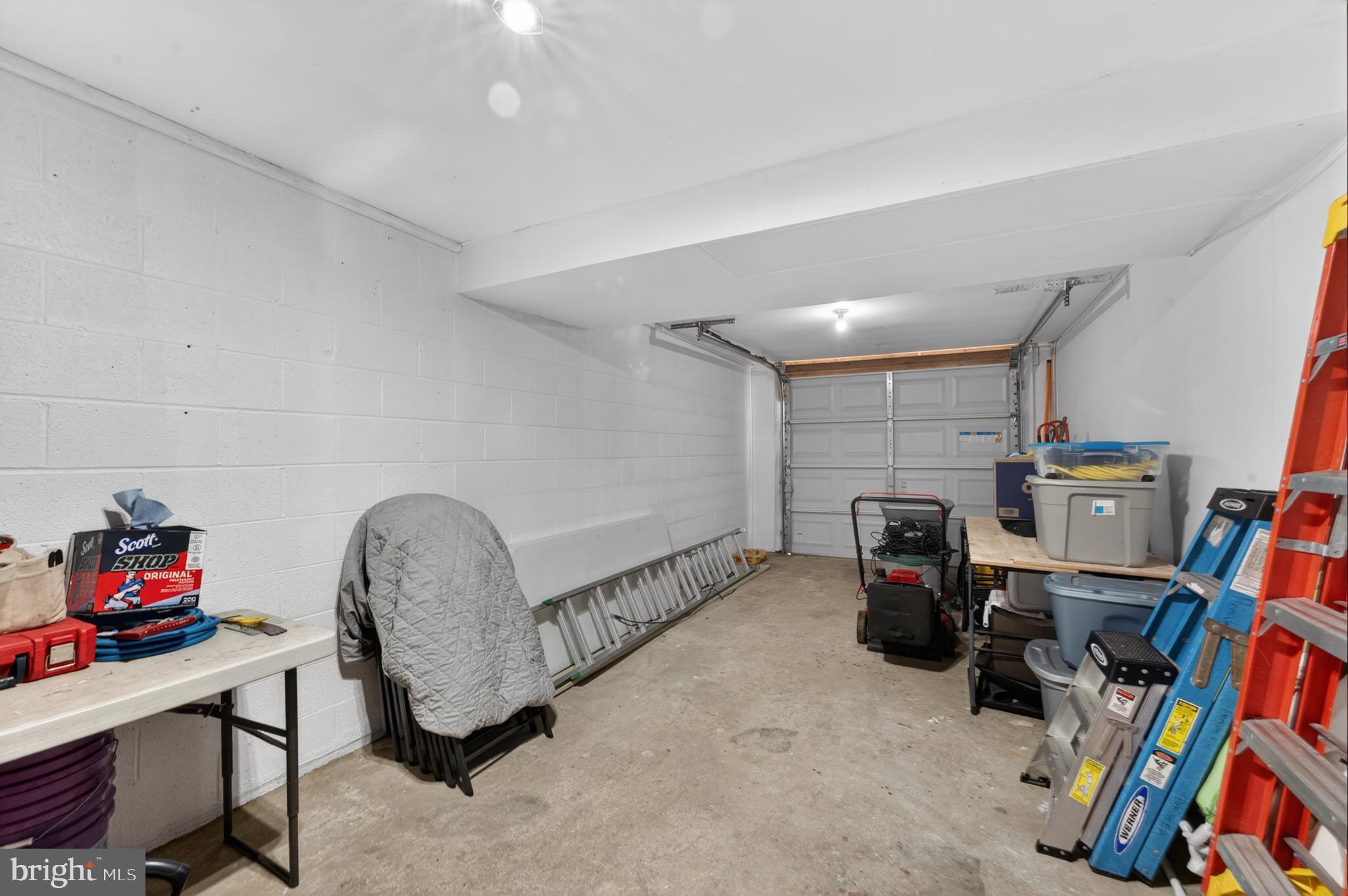 222 White Hall Road Elkton, MD 21921 - Photo 29 of 38 Garage