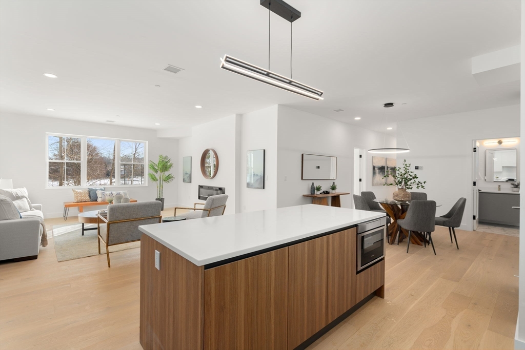 16 Stearns Road, Unit 203 Wellesley, MA 02482 - Photo 4 of 19