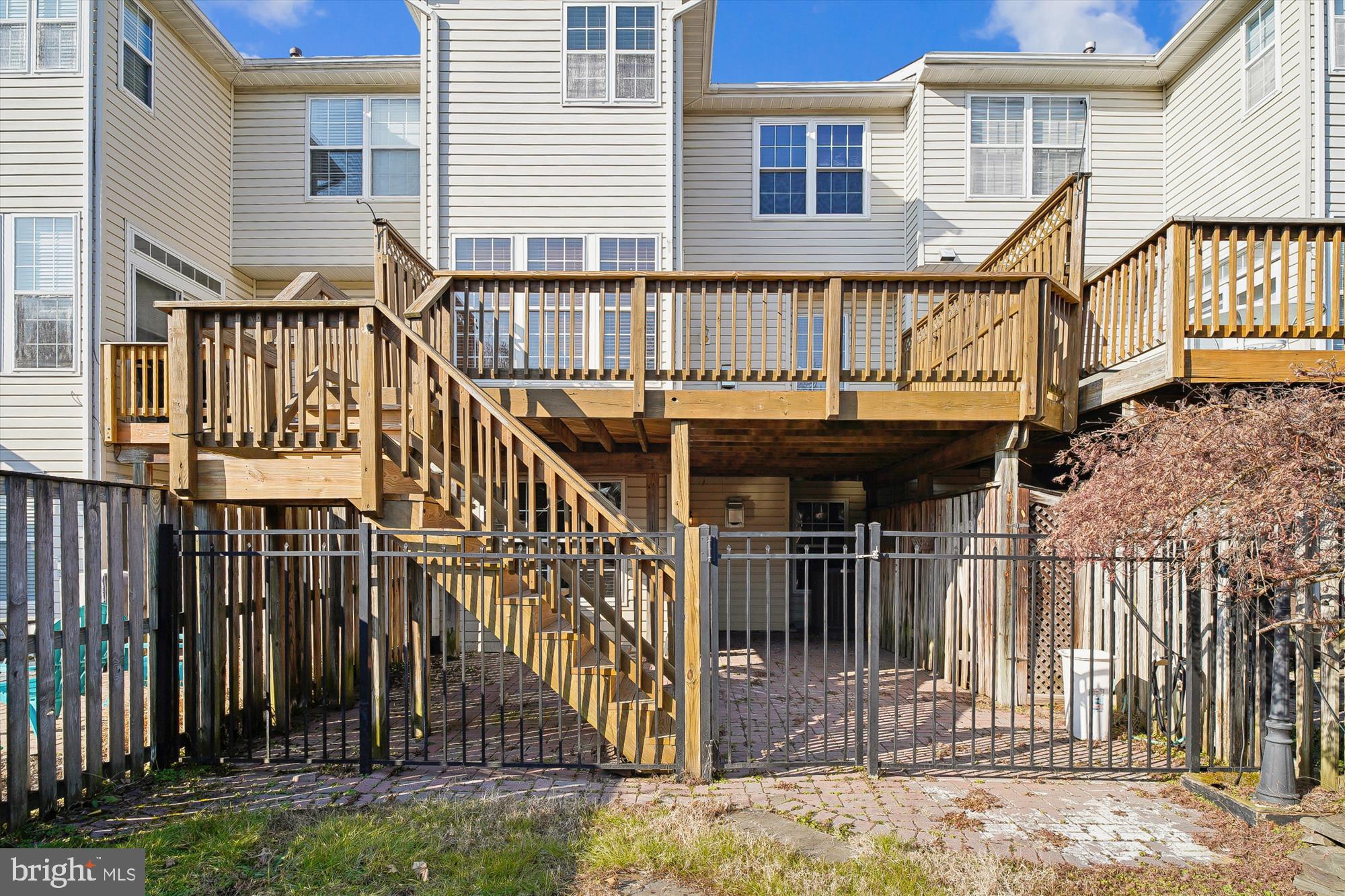 3834 Glebe Meadow Way Edgewater, MD 21037 - Photo 62 of 68 Spacious deck with fenced outdoor retreat.
