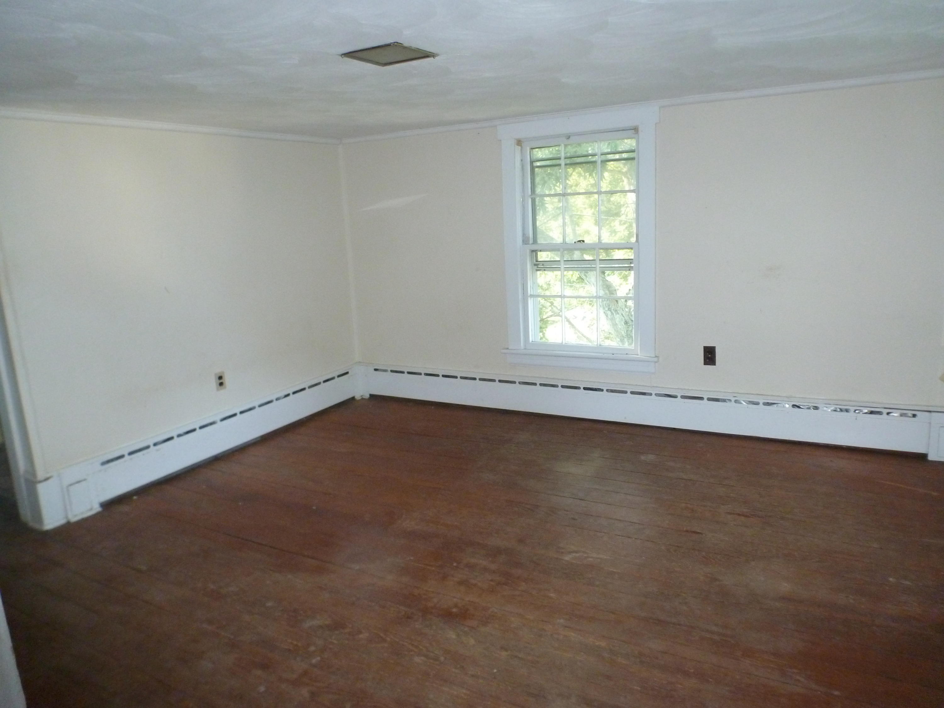 3027 McVitty Road Roanoke, VA 24018 - Photo 22 of 63 P1030239