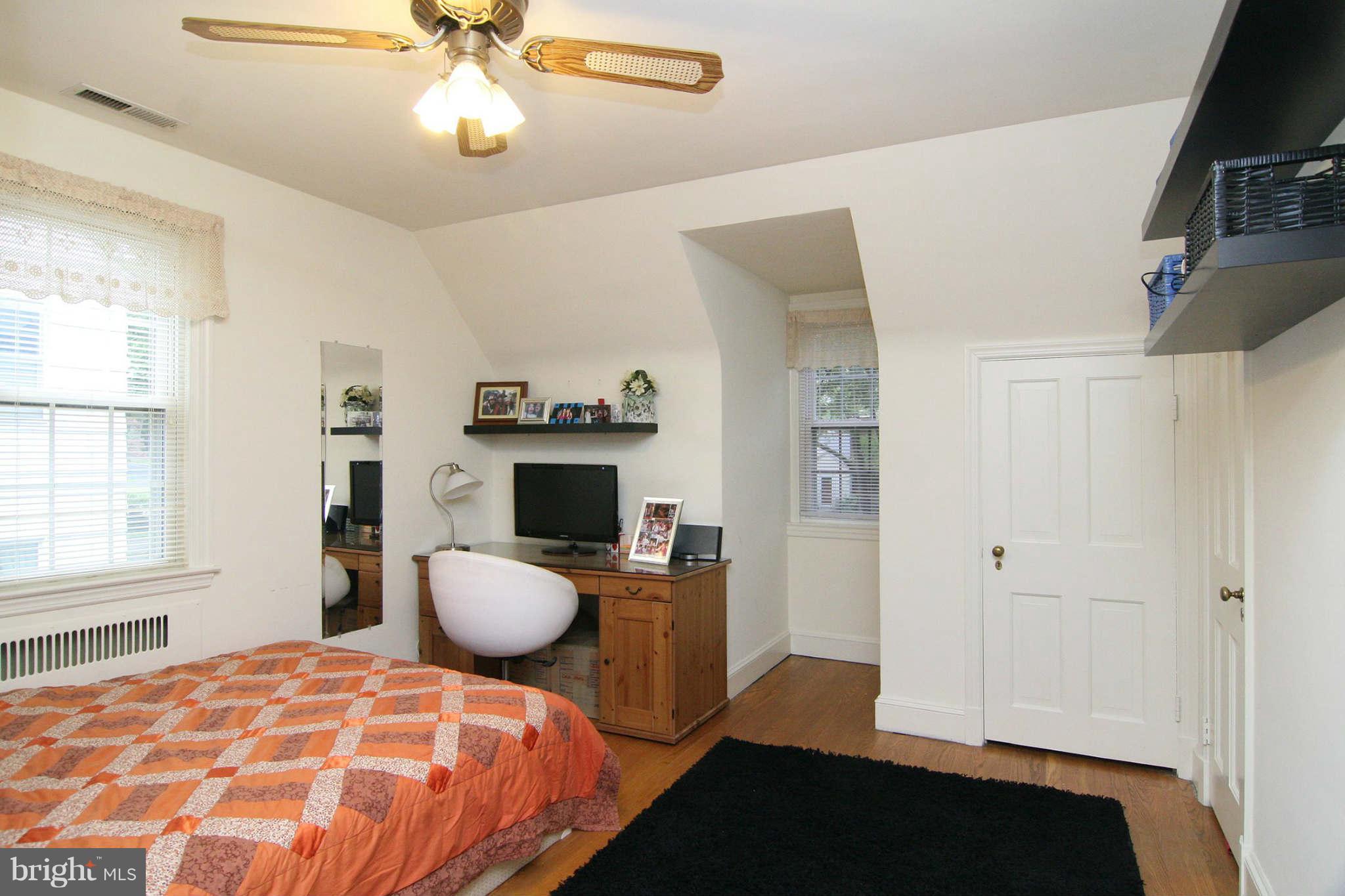 109 Greenbrier Road Baltimore, MD 21286 - Photo 18 of 27 Bedroom