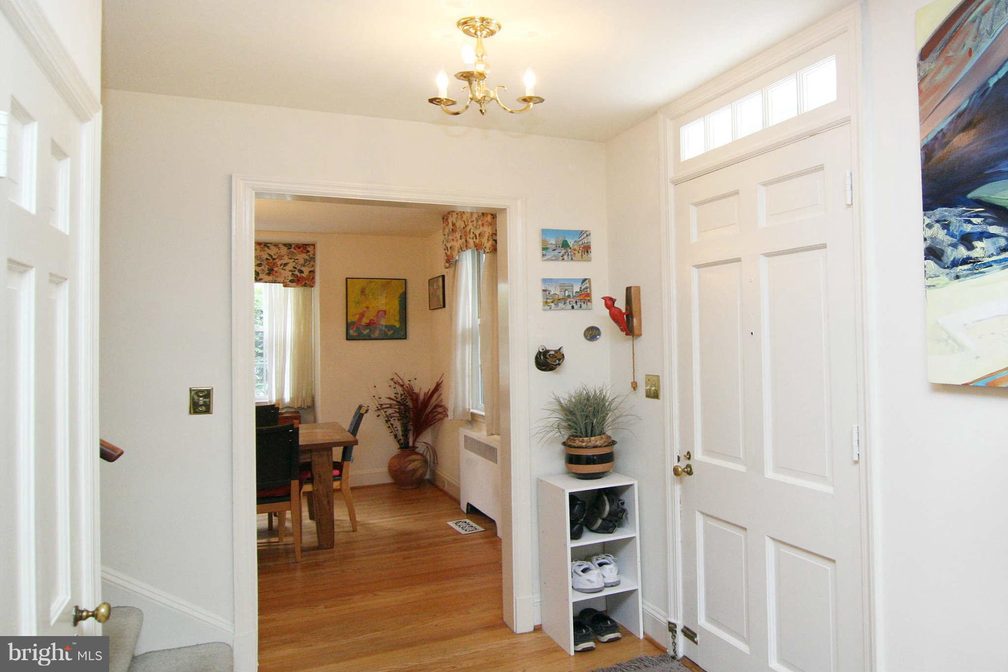 109 Greenbrier Road Baltimore, MD 21286 - Photo 3 of 27 Interior (General)