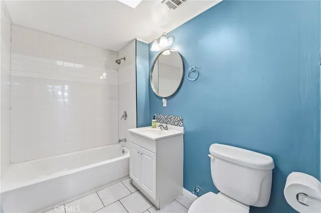 $789,000 | 3320 Reynolds Avenue, Montecito Heights, CA 90032