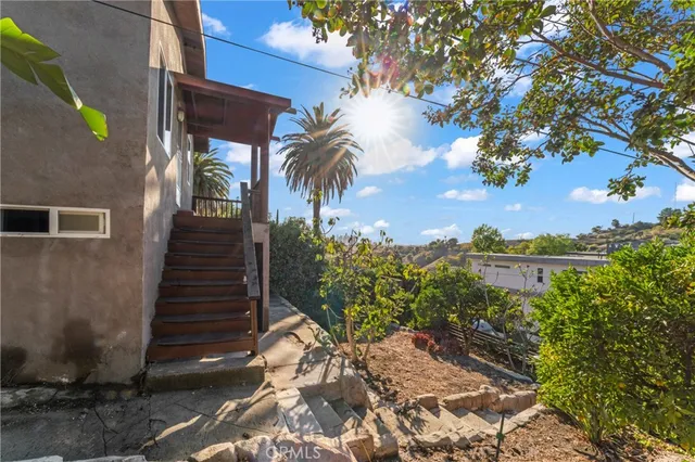 $789,000 | 3320 Reynolds Avenue, Montecito Heights, CA 90032