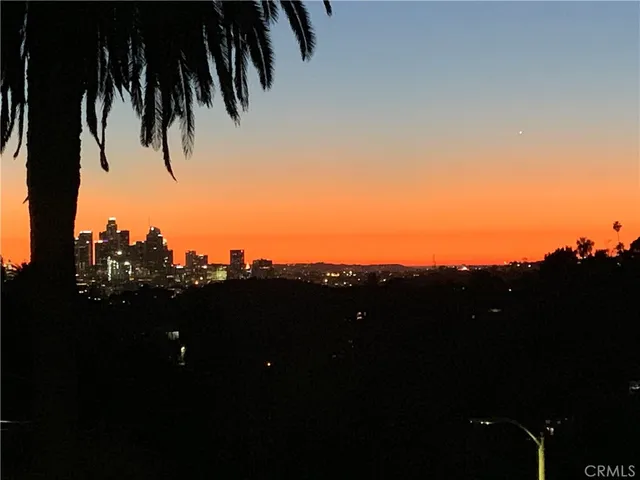 $789,000 | 3320 Reynolds Avenue, Montecito Heights, CA 90032