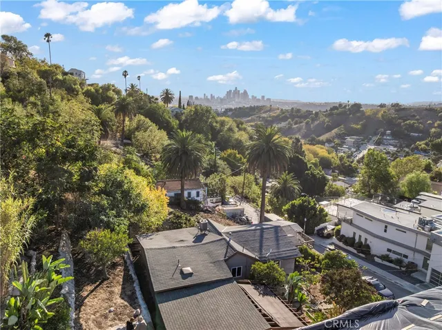 $789,000 | 3320 Reynolds Avenue, Montecito Heights, CA 90032