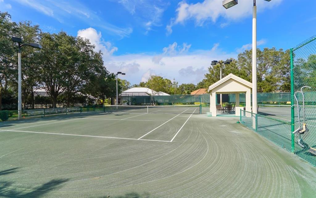 533 Fallbrook Drive Venice, FL 34292 - Photo 66 of 70