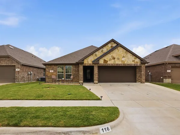 $359,000 | 116 Arborside Drive, Waxahachie, TX 75165