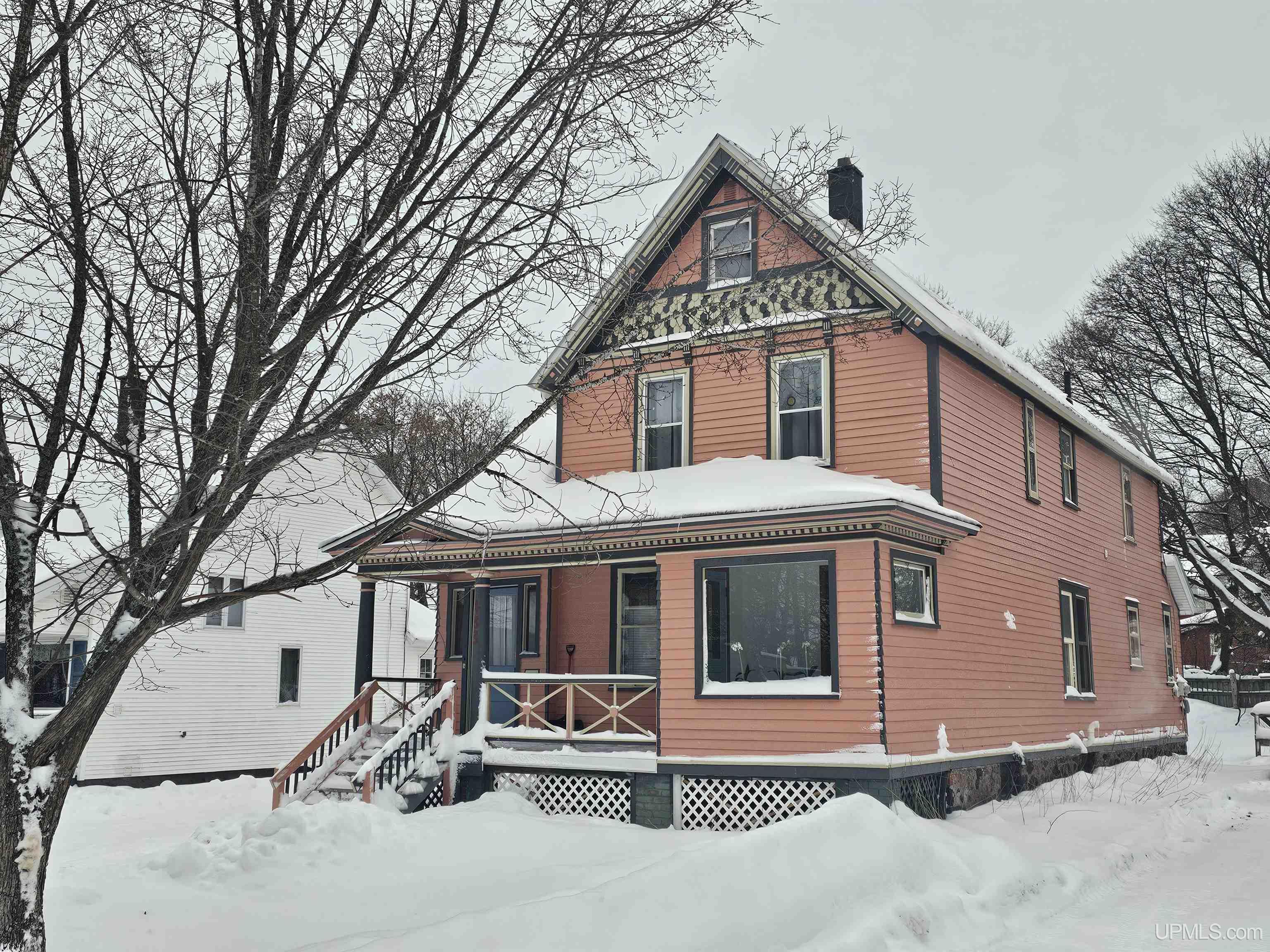 433 Pewabic Street Laurium, MI 49913 - Photo 2 of 17