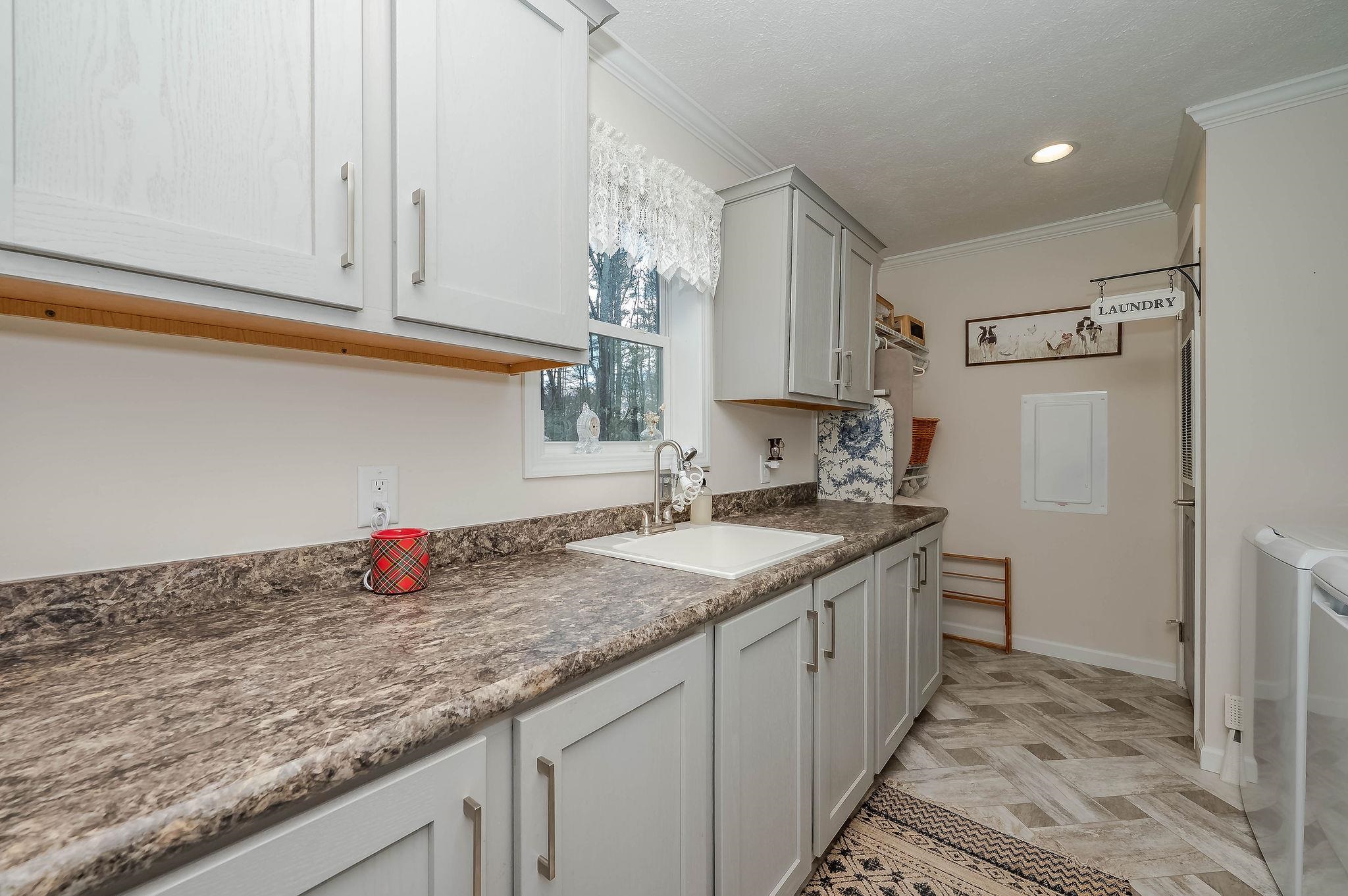 11 Blaine Court Rochester, NH 03867 - Photo 32 of 42 Gallery Image 32
