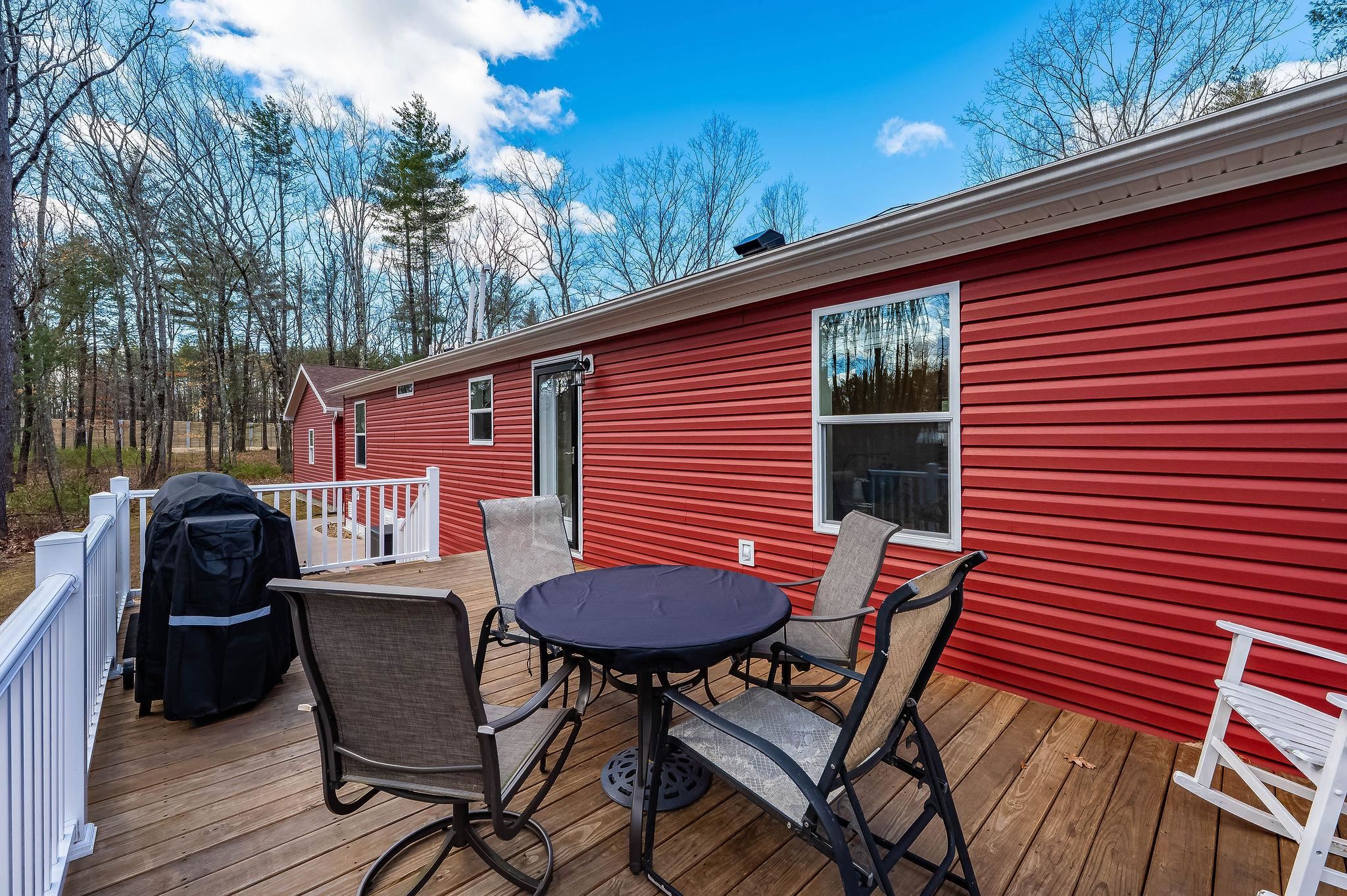 11 Blaine Court Rochester, NH 03867 - Photo 38 of 42 Gallery Image 38