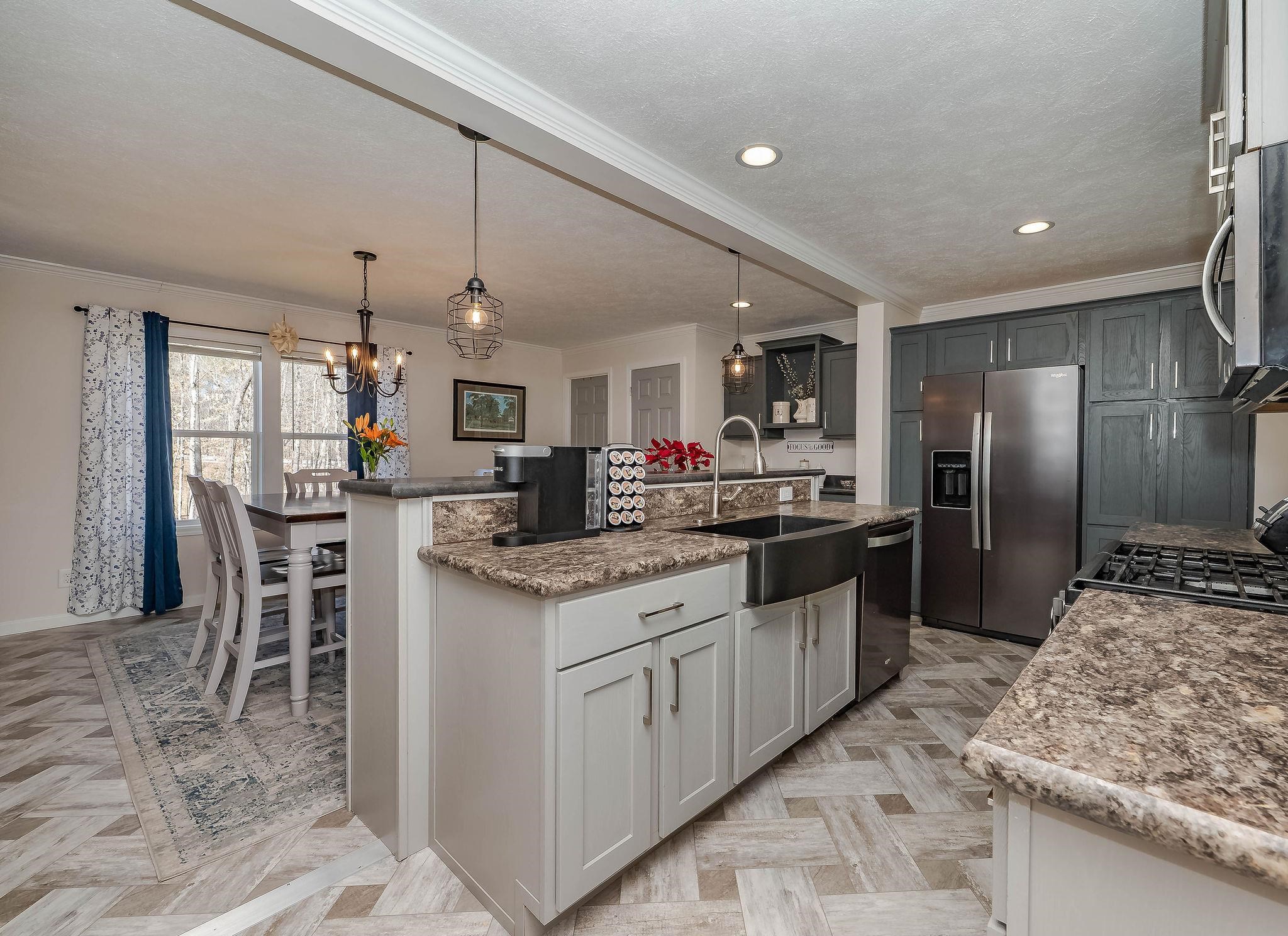 11 Blaine Court Rochester, NH 03867 - Photo 6 of 42 Gallery Image 6