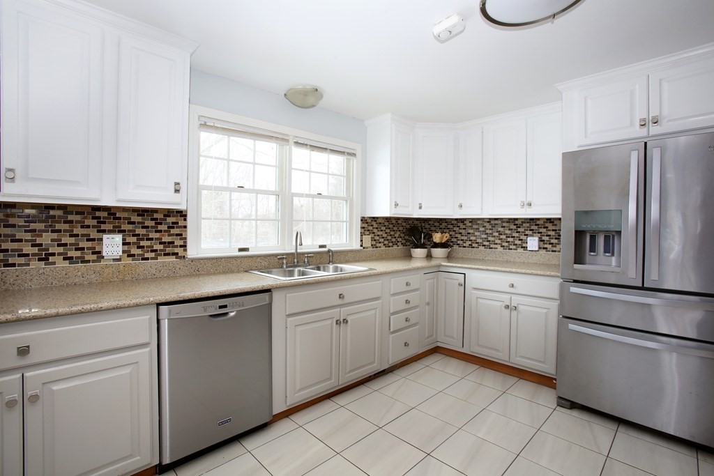 29 Flagg Road Westford, MA 01886 - Photo 8 of 30 Gallery Image 8