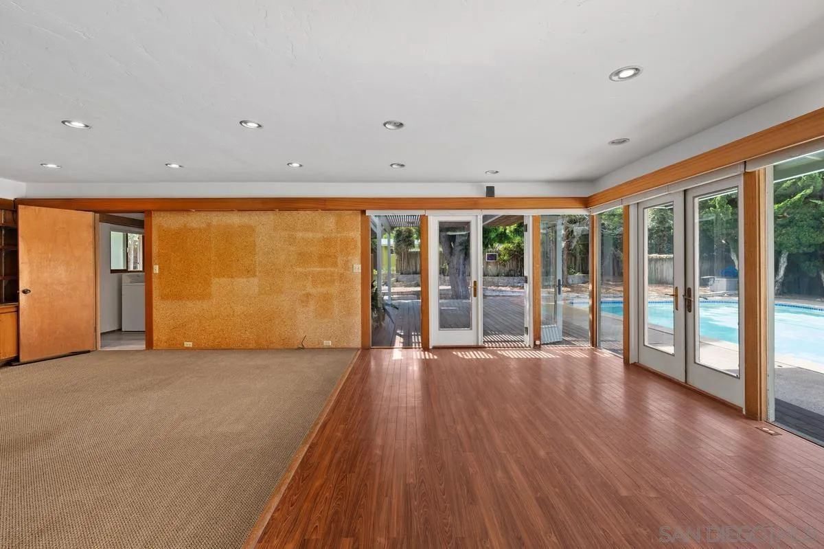 2615 Ellentown Road La Jolla, CA 92037 - Photo 13 of 31