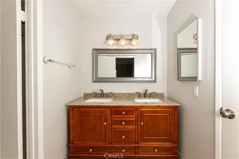 $4,900 | 1741 Tustin Avenue, Unit 27, Costa Mesa, CA 92627