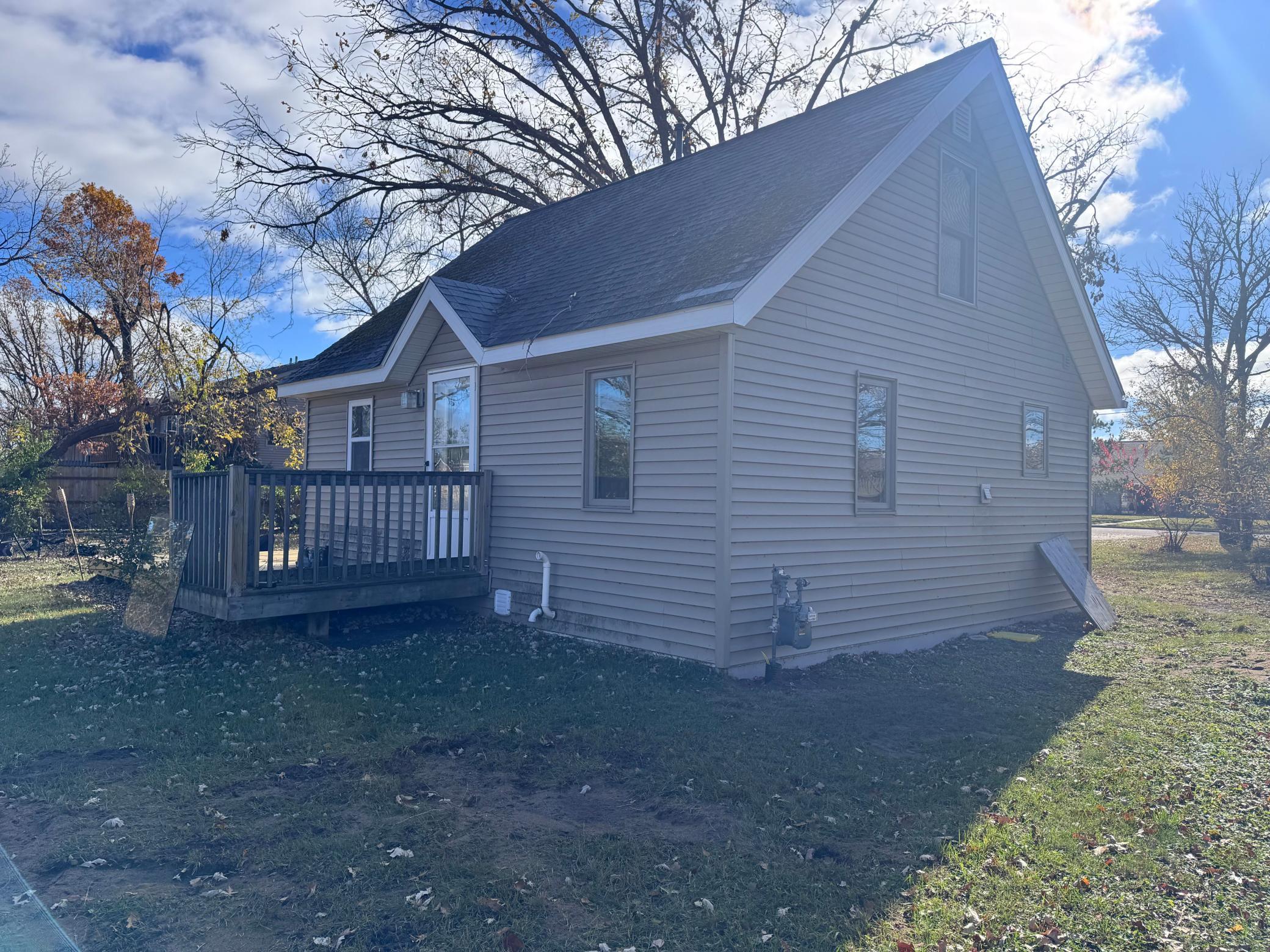 311 Roosevelt Road Southwest Bemidji, MN 56601 - Photo 4 of 20