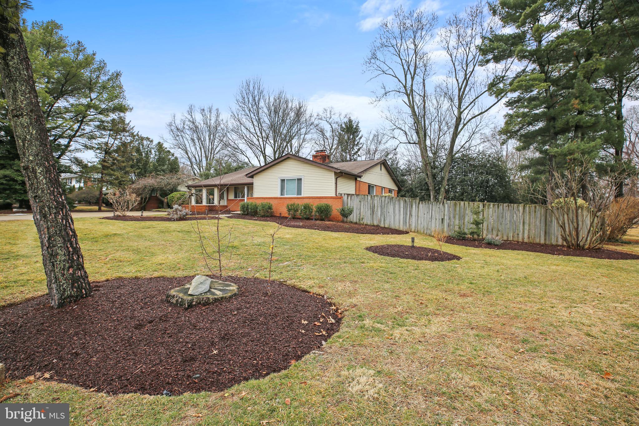9914 Fernwood Road Bethesda, MD 20817 - Photo 5 of 61 a view of swimming pool with garden