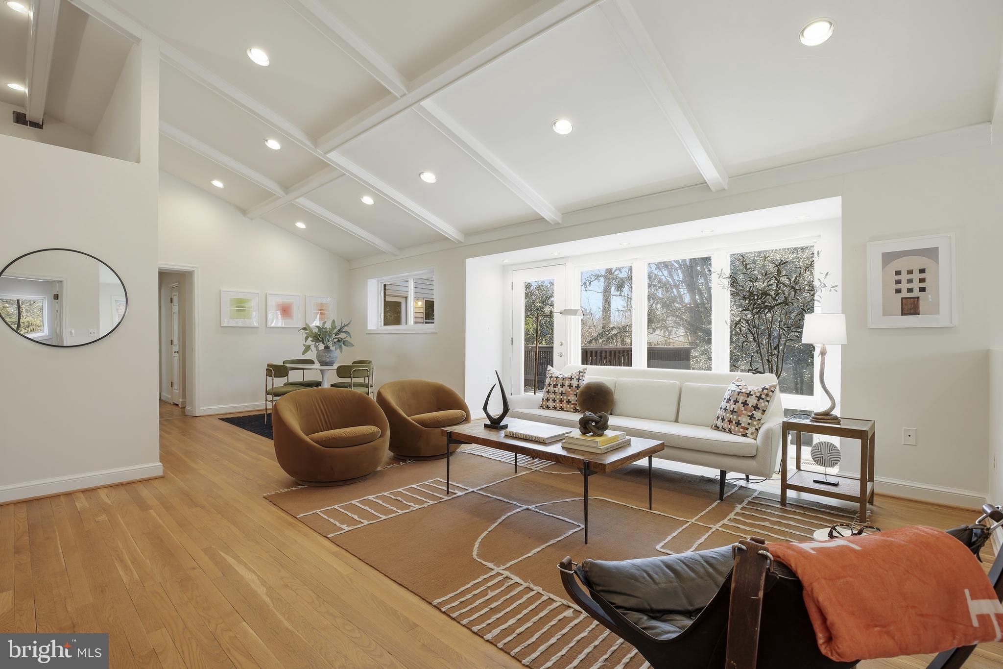 9914 Fernwood Road Bethesda, MD 20817 - Photo 8 of 61