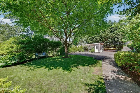 $1,595,000 | 14A W End Avenue, Old Greenwich, CT 06870
