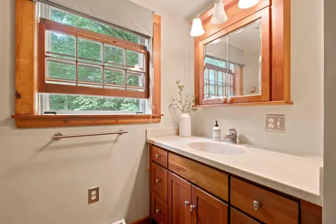 $730,000 | 125 Lee Road, Moultonborough, NH 03254