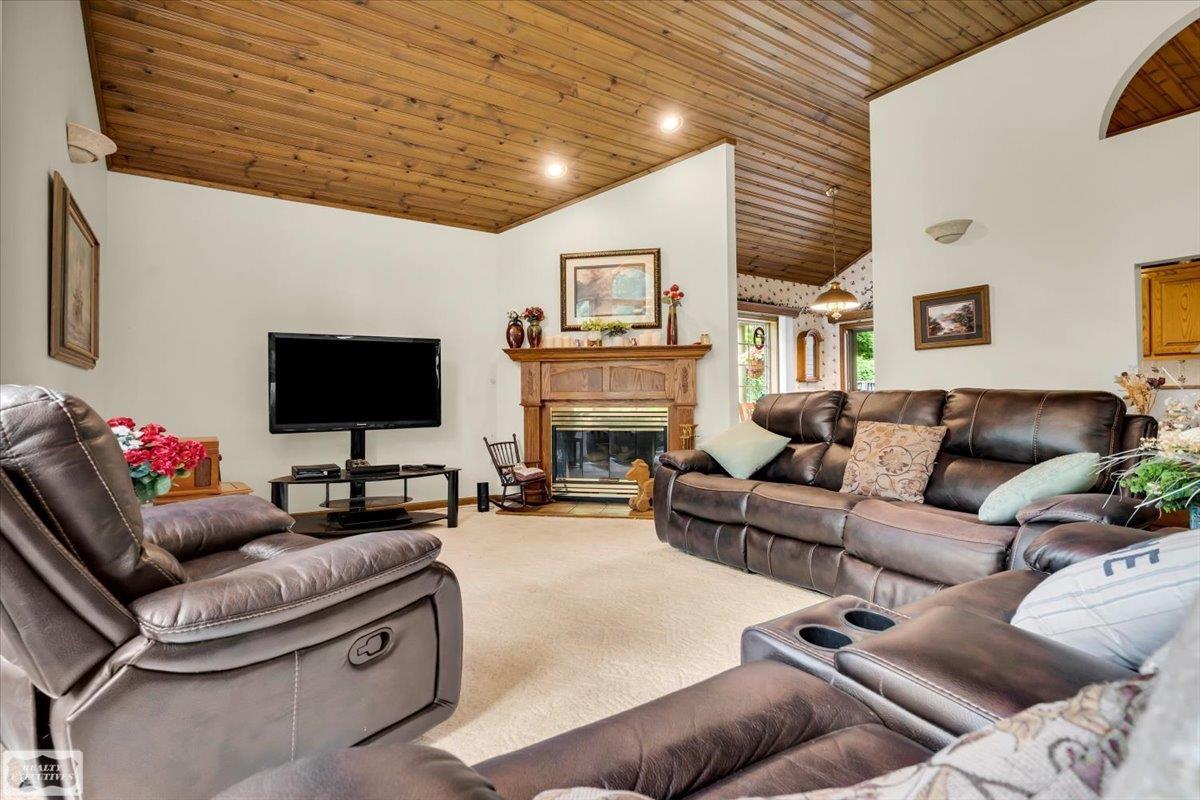 3171 Abbottsford Road North Street, MI 48049 - Photo 6 of 60