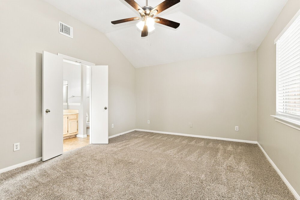 23623 Prairie Bird Drive Spring, TX 77373 - Photo 11 of 15 Gallery Image 11
