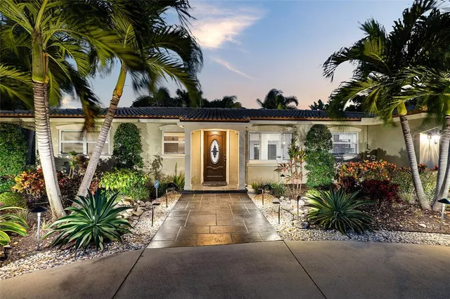 $1,395,000 | 112 Southwest 24th Avenue, Boynton Beach, FL 33435