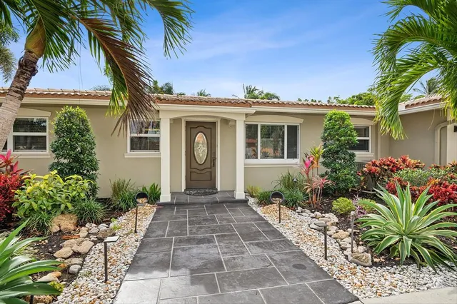 $1,395,000 | 112 Southwest 24th Avenue, Boynton Beach, FL 33435