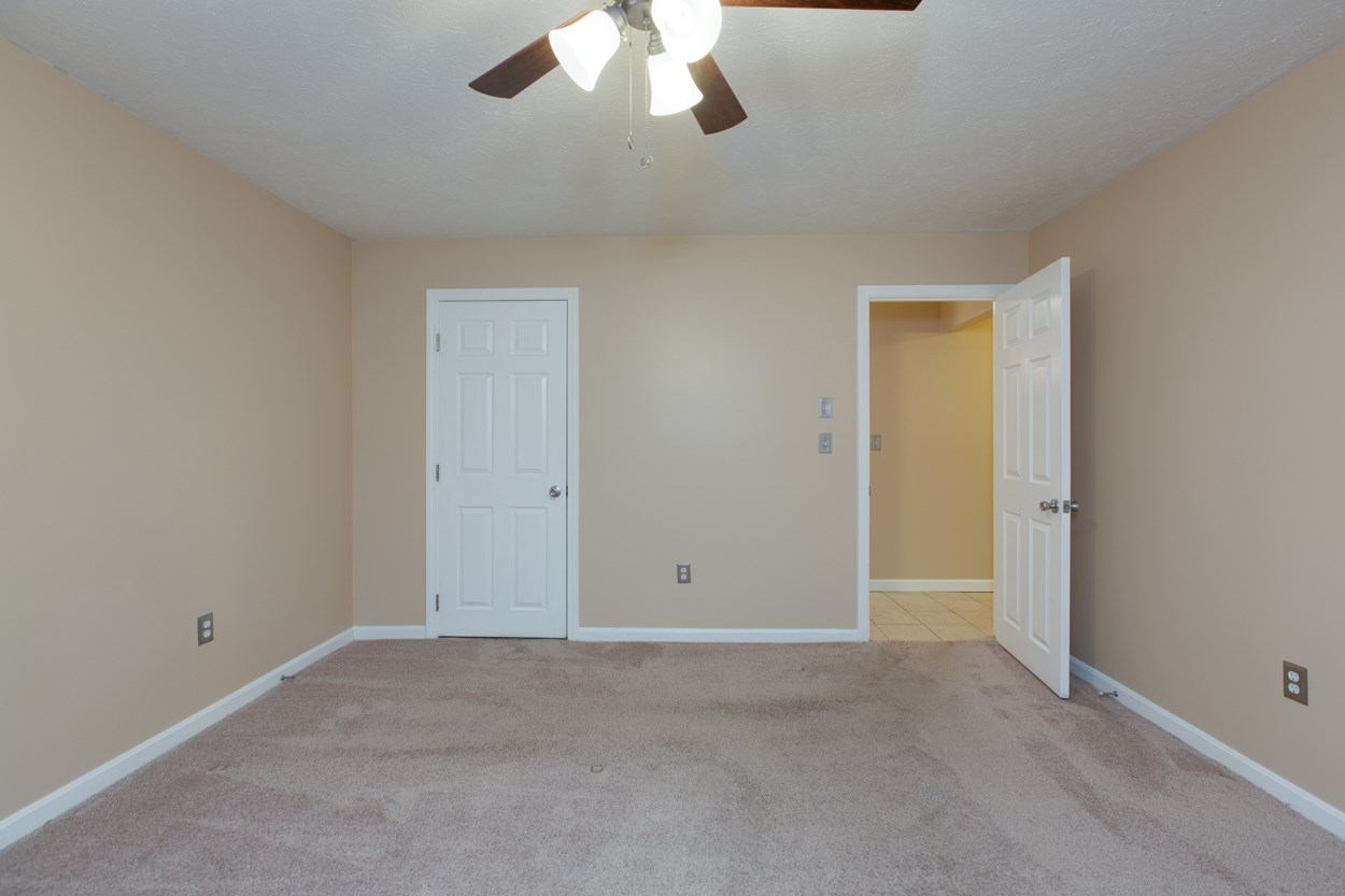 1799 Bodwell Road, Unit 18 Manchester, NH 03109 - Photo 14 of 21